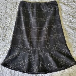 Navy wool skirt with flare on the bottom